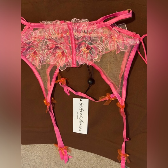 FOR LOVE AND LEMONS HIBISCUS EMBROIDERED GARTER BELT - Picture 5 of 7